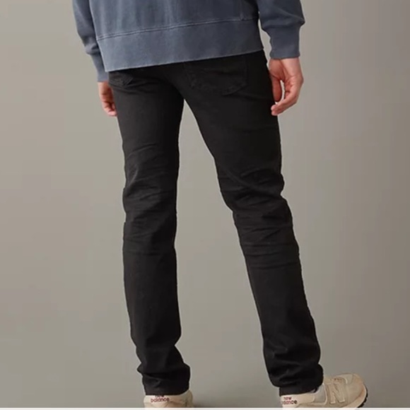American Eagle AirFlex+ Straight Black Jeans - Picture 2 of 4